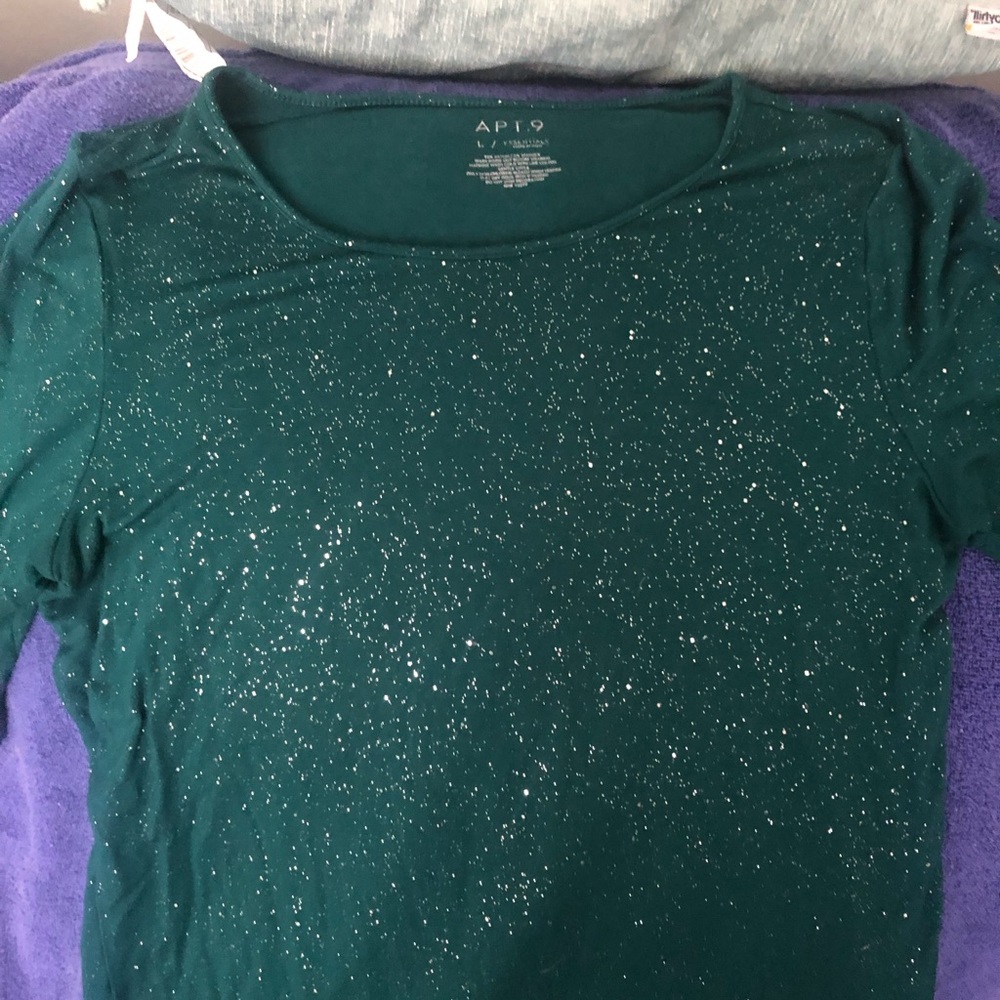 Apt 9 Holiday Top - Women’s